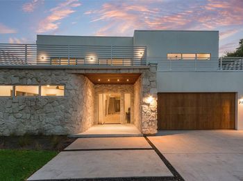 3821  Beechwood Lane 