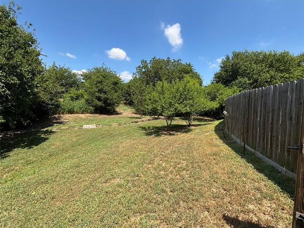 10316  Dawson Trail , Fort Worth Texas 76108