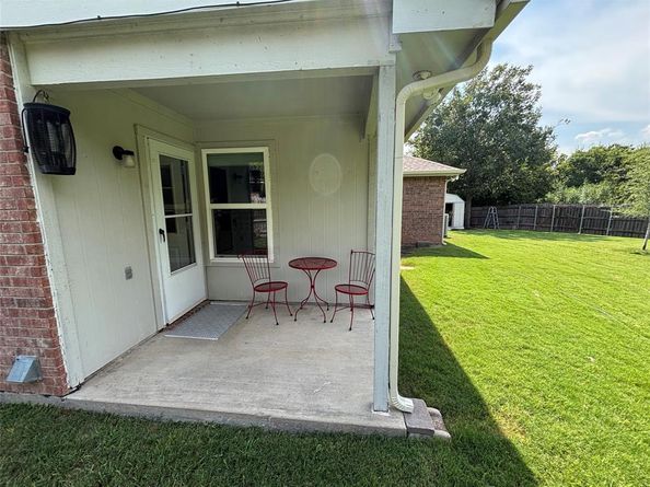 10316  Dawson Trail , Fort Worth Texas 76108