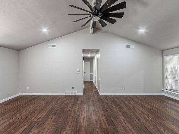 1018  Mccallum Drive , Garland Texas 75042