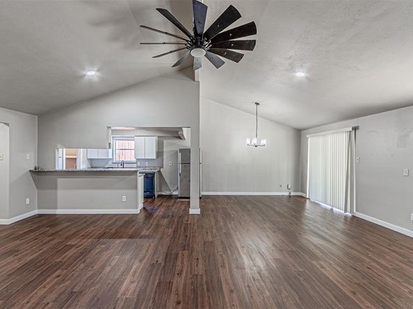 1018  Mccallum Drive , Garland Texas 75042