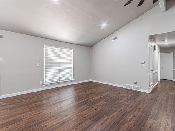 1018  Mccallum Drive , Garland Texas 75042