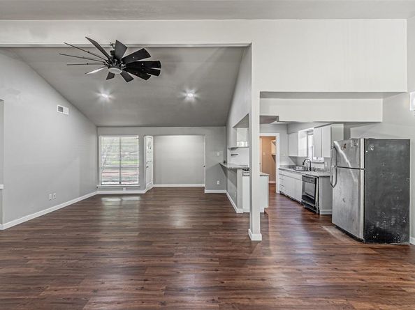 1018  Mccallum Drive , Garland Texas 75042