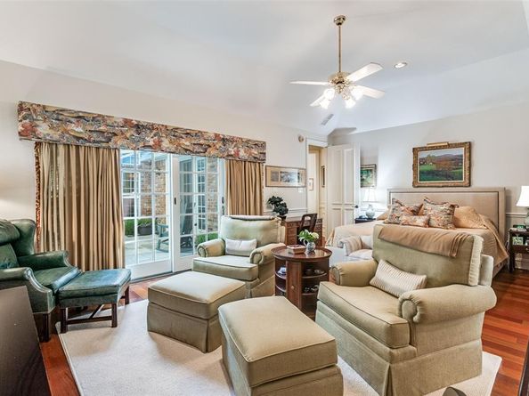4  Glenmeadow Court , Dallas Texas 75225