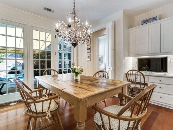 4  Glenmeadow Court , Dallas Texas 75225