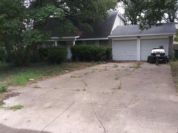 14620  Oakwood Lane 