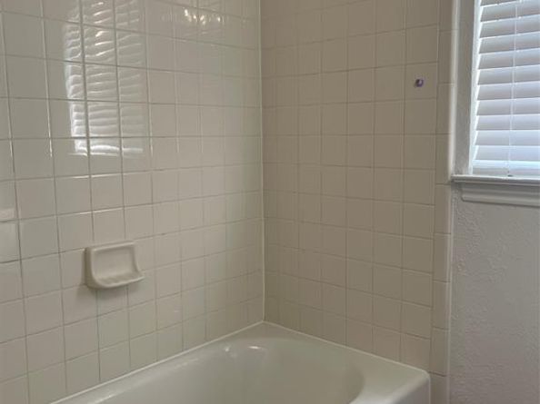 2302  Mercedes Road , Denton Texas 76205