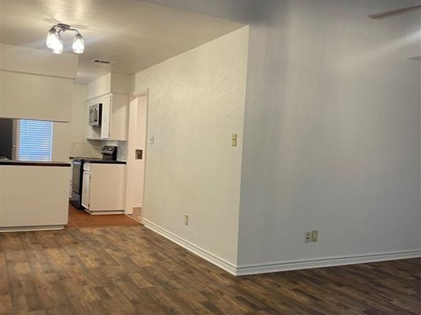 2302  Mercedes Road , Denton Texas 76205