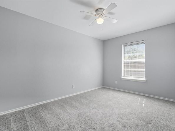 518  Leuty Street , Justin Texas 76247