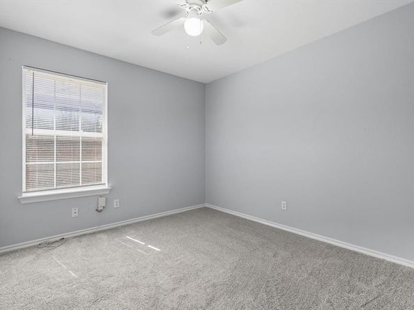 518  Leuty Street , Justin Texas 76247