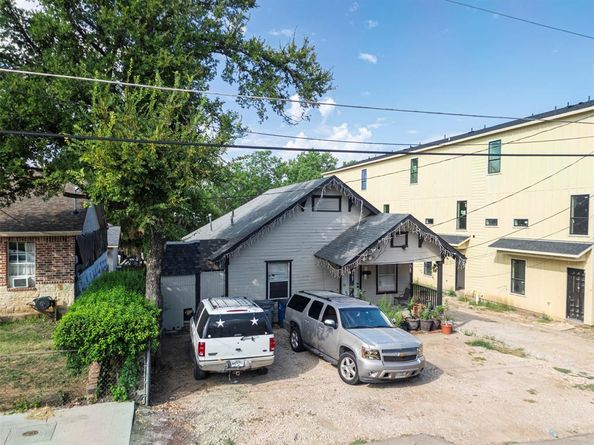 4707  Sylvester  , Dallas Texas 75219