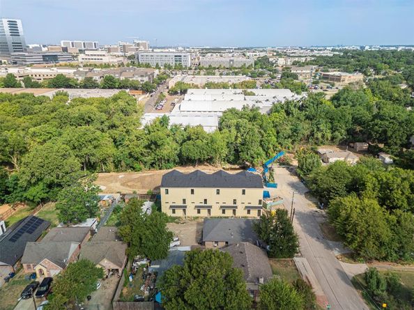 4707  Sylvester  , Dallas Texas 75219