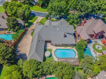 2121  Bay Club Drive 