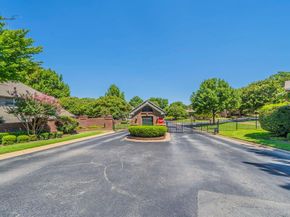 2121  Bay Club Drive , Arlington Texas 76013