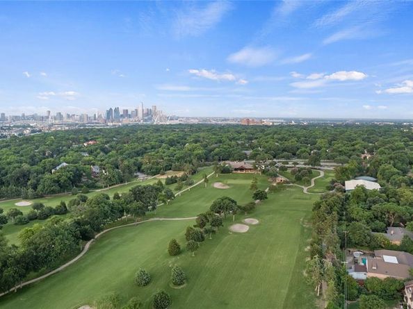 1230  Kings Highway , Dallas Texas 75208