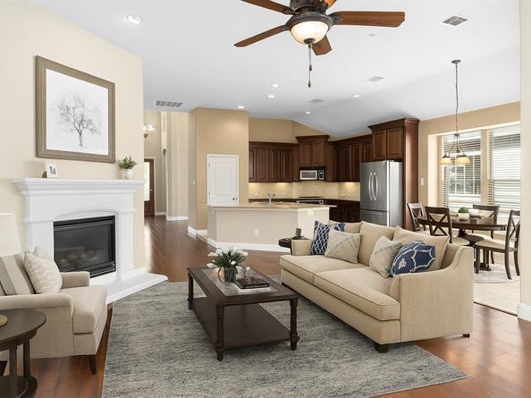 2633  Waters Edge Lane , Fort Worth Texas 76116
