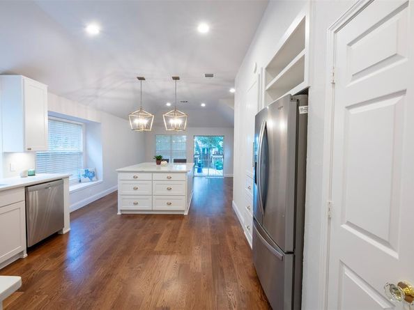 2413  Park View , Highland Village Texas 75077