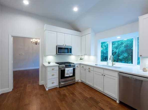 2413  Park View , Highland Village Texas 75077
