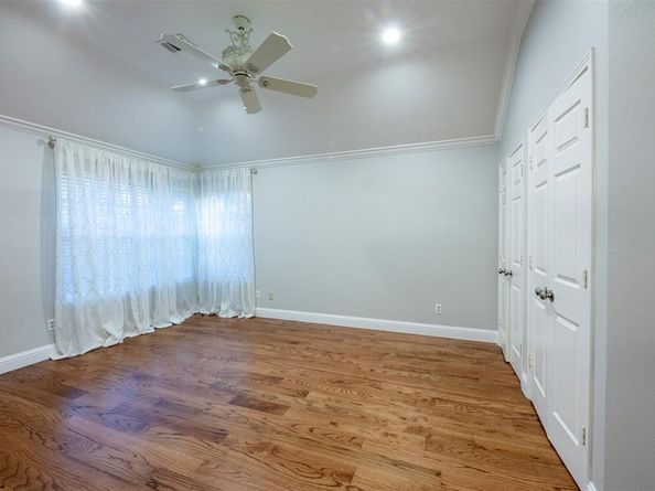 2413  Park View , Highland Village Texas 75077
