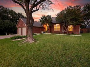 2413  Park View , Highland Village Texas 75077
