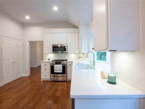 2413  Park View , Highland Village Texas 75077