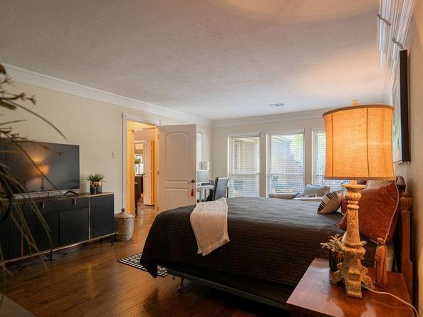 7326  Hillwood Lane , Dallas Texas 75248