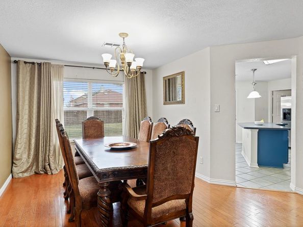 2312  Bantry Lane , Arlington Texas 76002