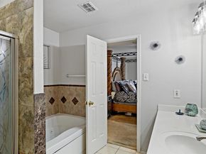 2312  Bantry Lane , Arlington Texas 76002