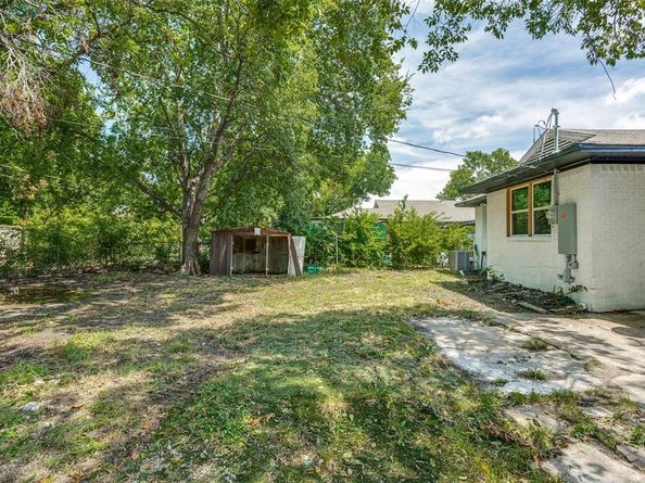 3315  Crest Ridge Drive , Dallas Texas 75228