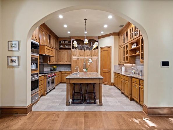6506  Norway Road , Dallas Texas 75230
