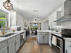 1112  Meadow Crest Lane , Mansfield Texas 76063