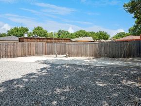 2801  Elmcrest Circle , Plano Texas 75075