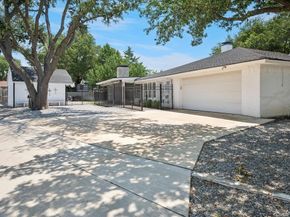 2801  Elmcrest Circle , Plano Texas 75075