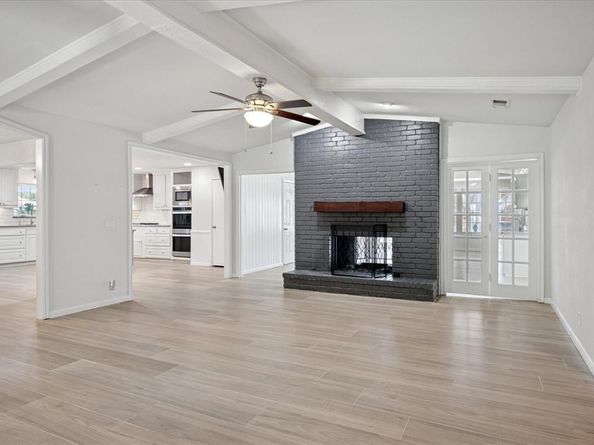 2801  Elmcrest Circle , Plano Texas 75075