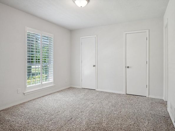 2801  Elmcrest Circle , Plano Texas 75075