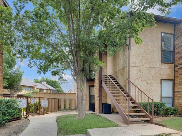 1208  Horizon Trail  3520, Arlington Texas 76011