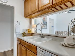 1208  Horizon Trail  3520, Arlington Texas 76011