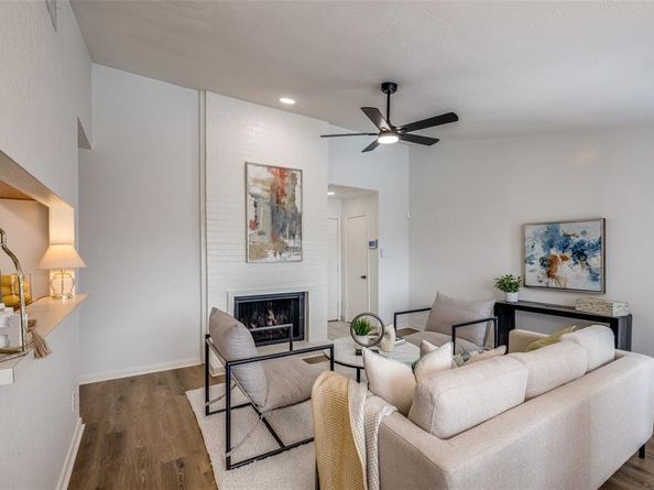 1208  Horizon Trail  3520, Arlington Texas 76011