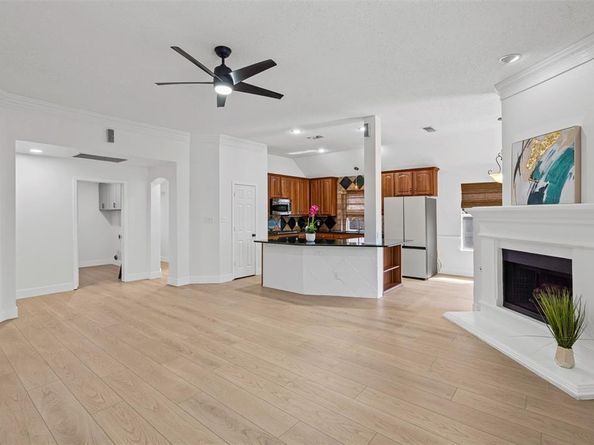 13  Dobree Court , Mansfield Texas 76063