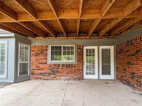 905  Eagle Drive , DeSoto Texas 75115