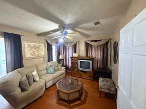 1108  Winters Street , Dallas Texas 75216
