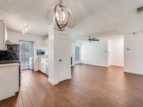5981  Arapaho   1607, Dallas Texas 75248