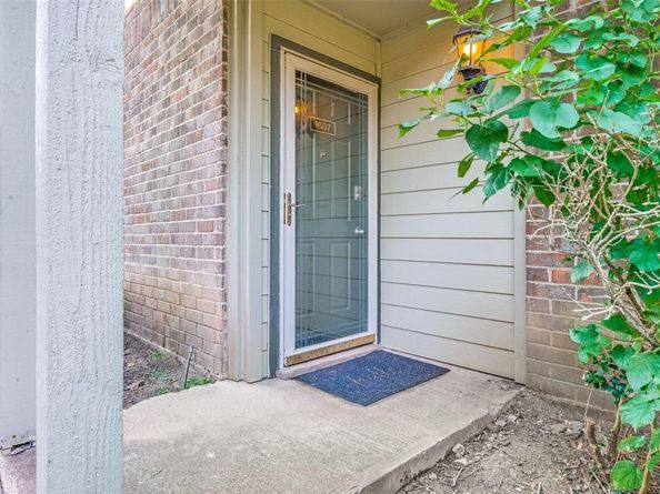 5981  Arapaho   1607, Dallas Texas 75248