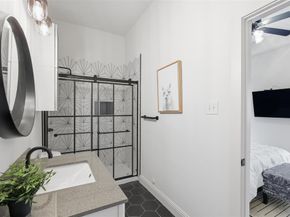 1823 S Ervay Street , Dallas Texas 75215