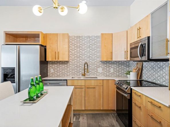 1823 S Ervay Street , Dallas Texas 75215
