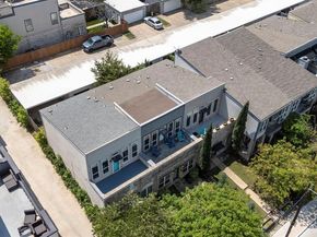 1823 S Ervay Street , Dallas Texas 75215