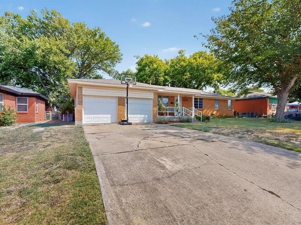 6729  Mike Drive , North Richland Hills Texas 76180
