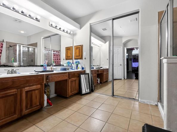 1841  Olympus Drive , Lancaster Texas 75134