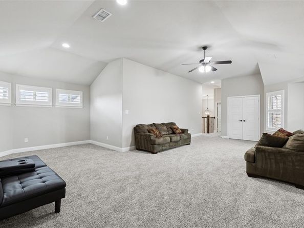 1071  Jennala Drive , Frisco Texas 75036