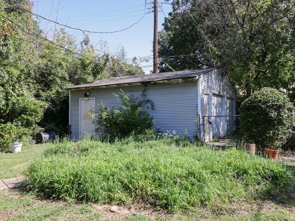 700 N Beacon Street , Dallas Texas 75214
